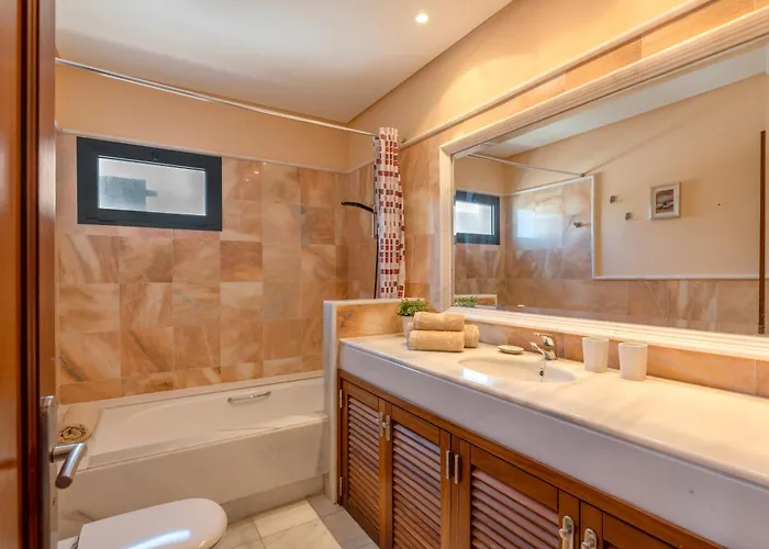 Ambar Πλάγια Μπλάνκα